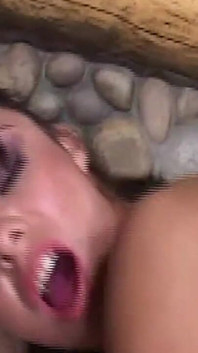 Retro sex, zralá dívka kouří velký penis
