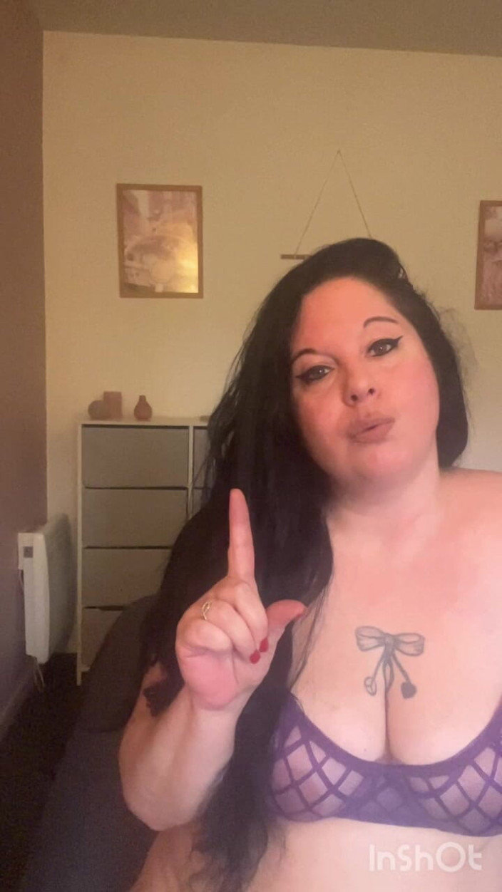 Maitresse Clara: Понюхай мене