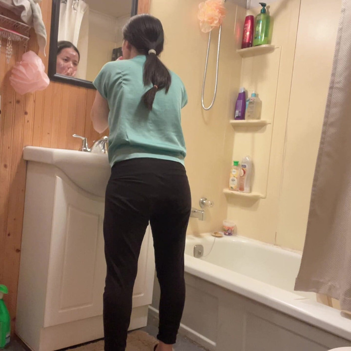 sweethanajapanese: Hana Clean Her Face Then Nake in the End