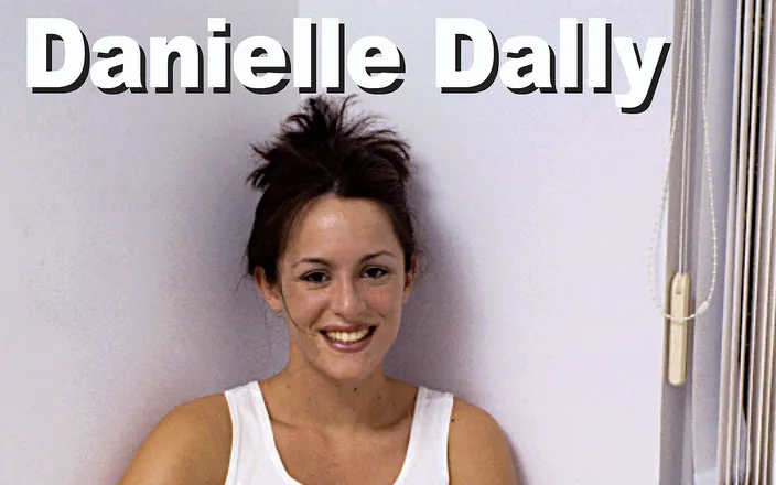 Edge Interactive Publishing: Danielle Dally mýdlové růžové vibrace