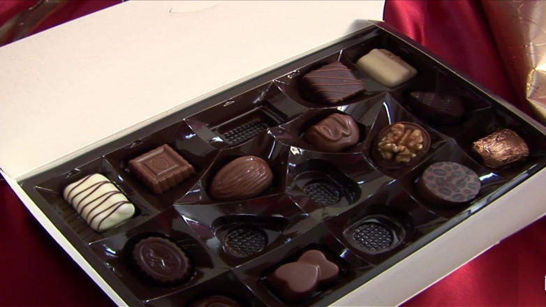 Lesbian porn for you: Böse teenager und MILfs squirten und schreien, während sie ihre...