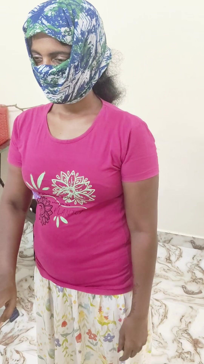 Thesana: Agen koleksi pinjaman uang ngentot sama ibu rumah tangga yang...