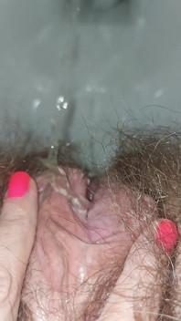 Vrouw in Het Toilet