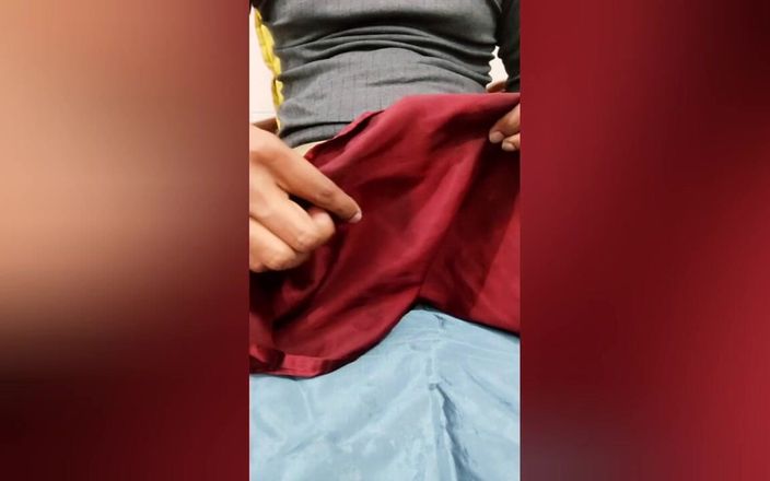 Satin And Silky: Satijnen zijden aftrekbeurt porno - pik hoofd wrijven met satijnen zijdeachtige...