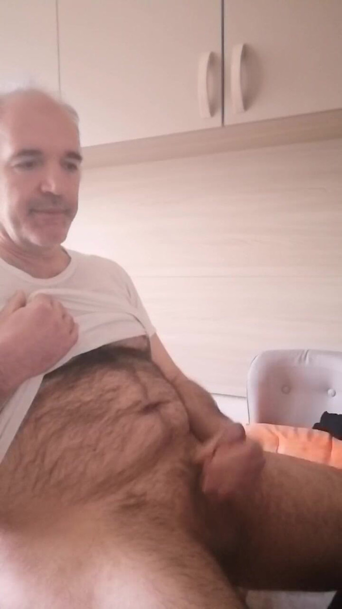Setesesso7: Mijando duas vezes com uma punheta fresca no início da...