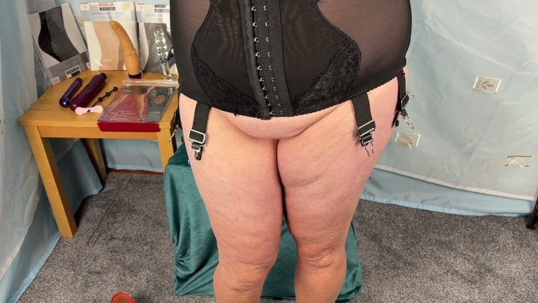 Aunty Sandra vintage girdle queen: Teyze Sandra uzun vücutlu kuşağını ve ff'nin vgq66