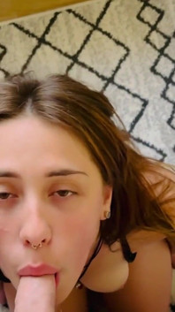 Hot Babe Receives Piss in Her Throat, Gets Facefucked, and Eat Sperm