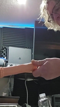 내 엉덩이에 새로운 섹스 머신을 사용하여!!