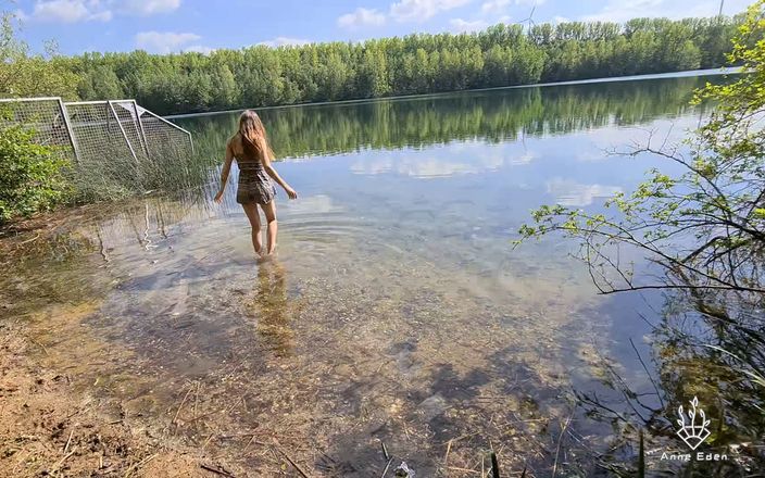 Anne-Eden: Смоктання члена в озері закінчується трахом