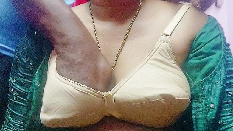 Desi Mohini: Seks hardcore desi bhabhi dengan ayah tiri