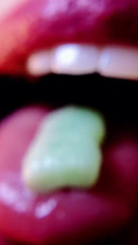 Giantess Slurping - Bez Ucieczki pulchne ssanie warg