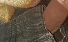 Mira el video completo de pajeando polla india que te dará para presionar tus senos
