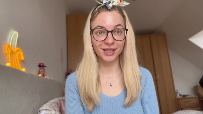 Goddess_Bella_Rae: ¡Cómo contarle sobre tu micro talla!