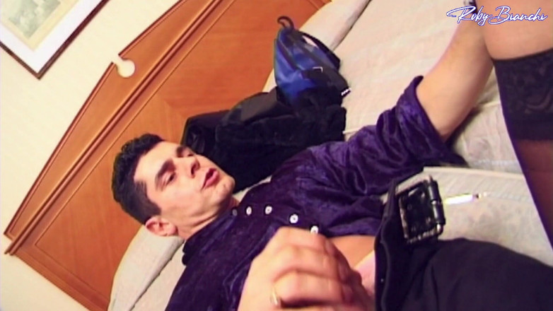 Topax Film Production: Junge brünette bekommt ihren arsch geritten und sperma in ihren...