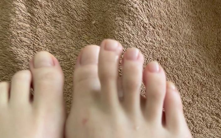 Feet lady: Prsty v tlusté omáčce