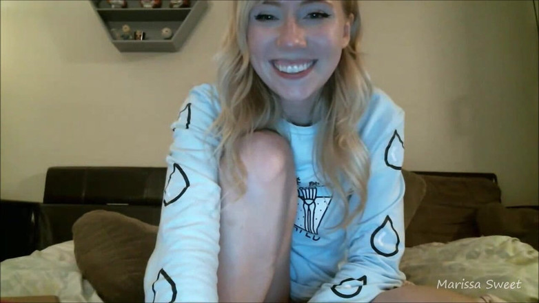 Marissa Sweet: Sexy blondine kommt vor der webcam - marissa sweet