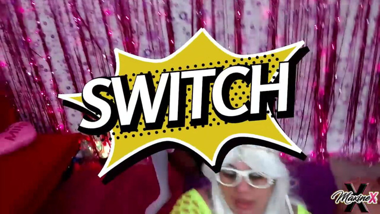 Maxine X: 4 Girls - 2 Cocks! Switch Game!