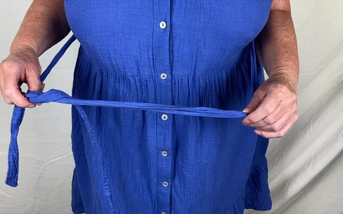 Mr MF: Mrs Mature Feet Home From Church -part 1