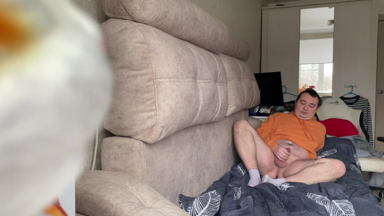 Limara19981: Young Guy Limara19981 Masturbates and Enjoys Orgasm