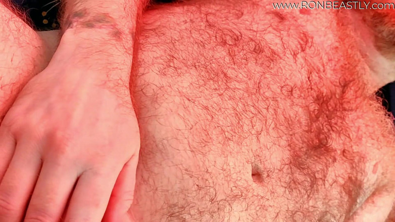 RonBeastlyFTM: Trans Bear Gets His Cunt Stretched Open by a Sexy...