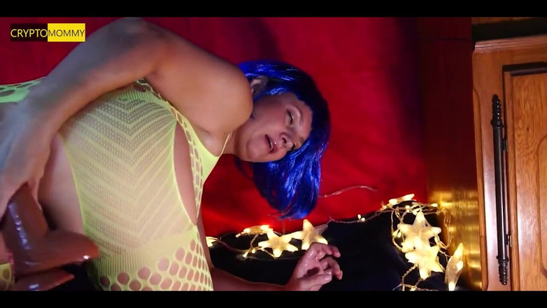 Crypto Mommy: Tyłek fetysz