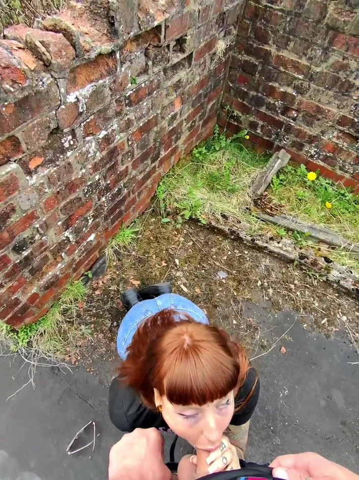 Yourfavecumslut: Sát a šukat při městském zkoumání