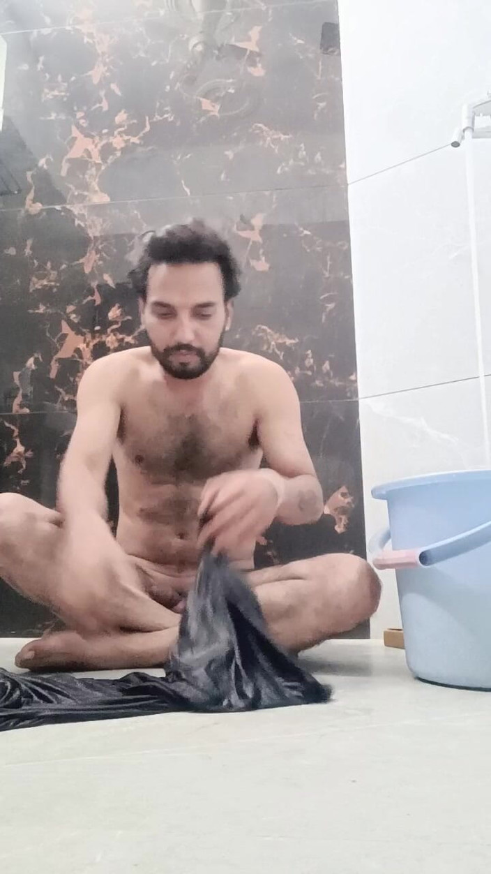 Rajasthani-old-lover: Lelaki desi India di bilik air