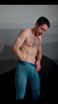 Stripping Out of Some Tights