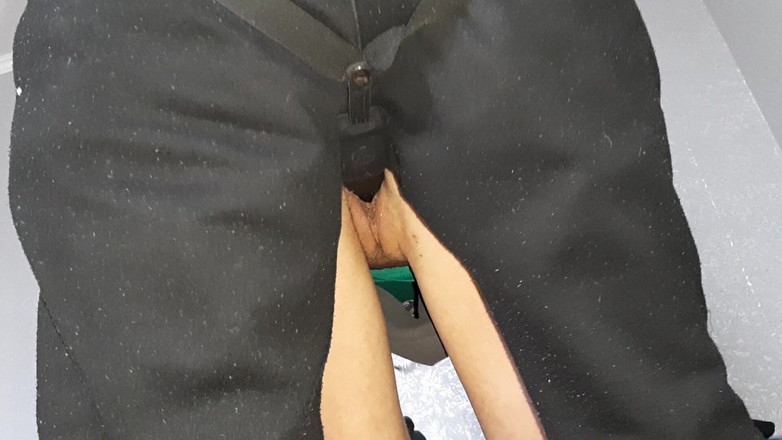 Lesbian-illusion: Während ich bildschirmhintergründer war, fickte meine stiefmutter mich im doggystyle