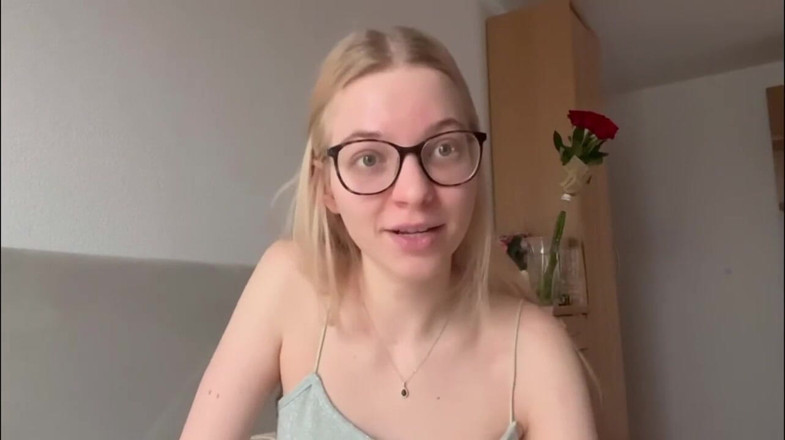 Goddess_Bella_Rae: Mijn mening over onderdanige mannen