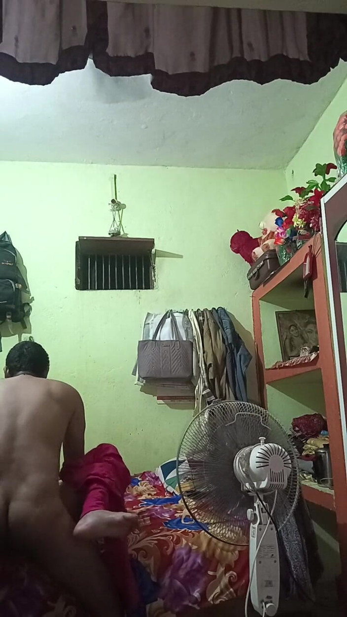 pooja99999: Stiefbroer neukte stiefzus