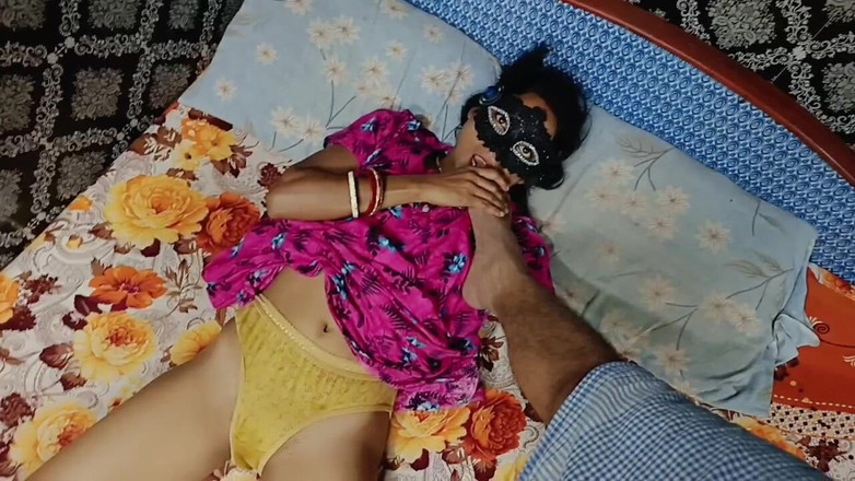 DesiFucker2130: गांव के देवर और भाभी का रोमांटिक सेक्स और रोमांटिक बातचीत हिंदी में