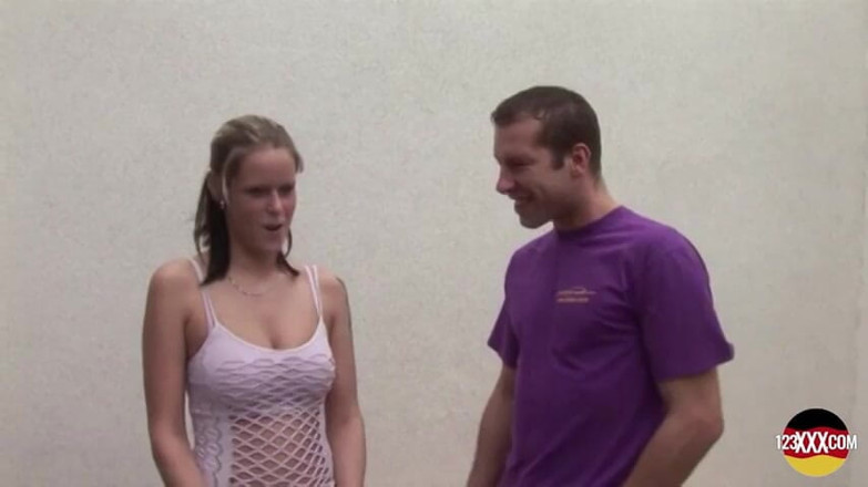 123XXX - 100% Amateurs: Whe Ona jezdí na ptákovi, rozbije to ve dva