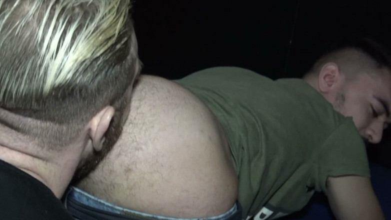 First sex experience with boy for straight: Mav scopata crudo da manuel Scalco