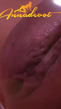 Shaved Pussy Pumped up - That's Just Horny I Can Tell You When the Shaved Pussy Is Inflated Nicely with Negative Pressure