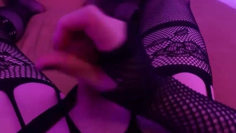 Fer fer sissy: 자지를 빨아주기