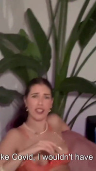 Pegging Francês - POV: Eu Respondo Às Suas Perguntas, Depois Fodo Sua Bunda Com Meu Strapon