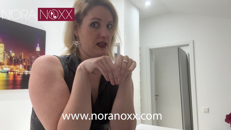 Nora Noxx: Самотні чоловіки в клубах свінгерів - не будь валлійником!