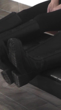 Las botas sucias de las amantes Olga y Natasa