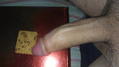 Lo Zborro: Eu gozo no seu biscoito enquanto você se masturba (conversa suja)