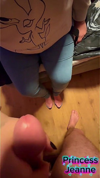 Amatérská manželka honění výstřik video POV