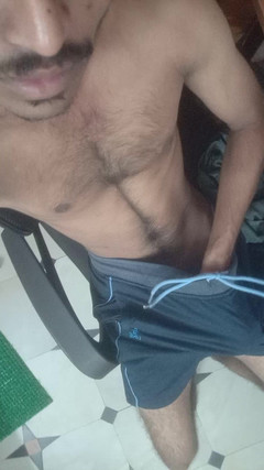 Suhas: Flexibilní masterbation