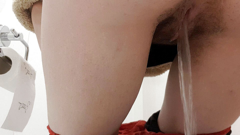 Lou-ShayenneVolpe: Peed zezadu