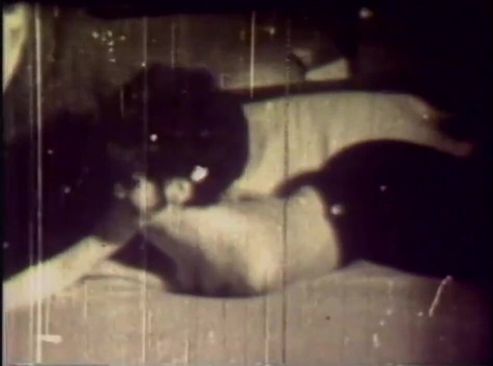 Vintage Usa: Incredibly wild vintage lesbian sex