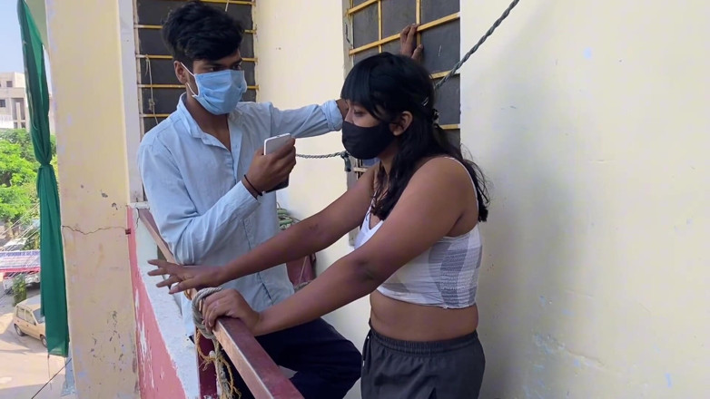 Indian Teen Girl's: Sesso all'aperto fratellastro e sorellastra all'aperto porta romanticismo e sesso...