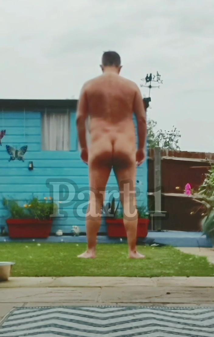 MaleModel: Garden Nudity / Exposure (part 1)