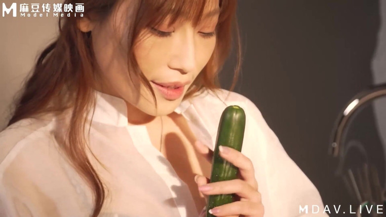 ModelMedia Asia: Md-0247 Fucking Lewd Stepmother