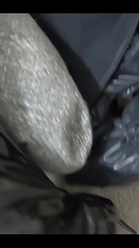 Milfycalla - mamada profunda y juego de semen mientras usa chaqueta encapuchada y botas brillantes
