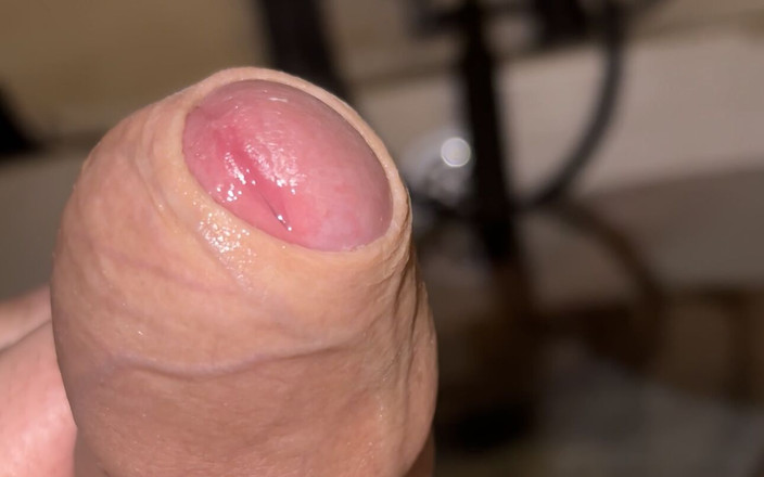 Uncut9xxx: Hraní s velkým ptákem ve vaně