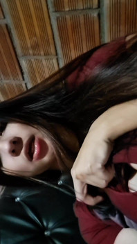 Horny Babe Fingers Herself to Orgasm